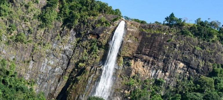 Diyaluma Falls, Sri Lanka's second-highest waterfall